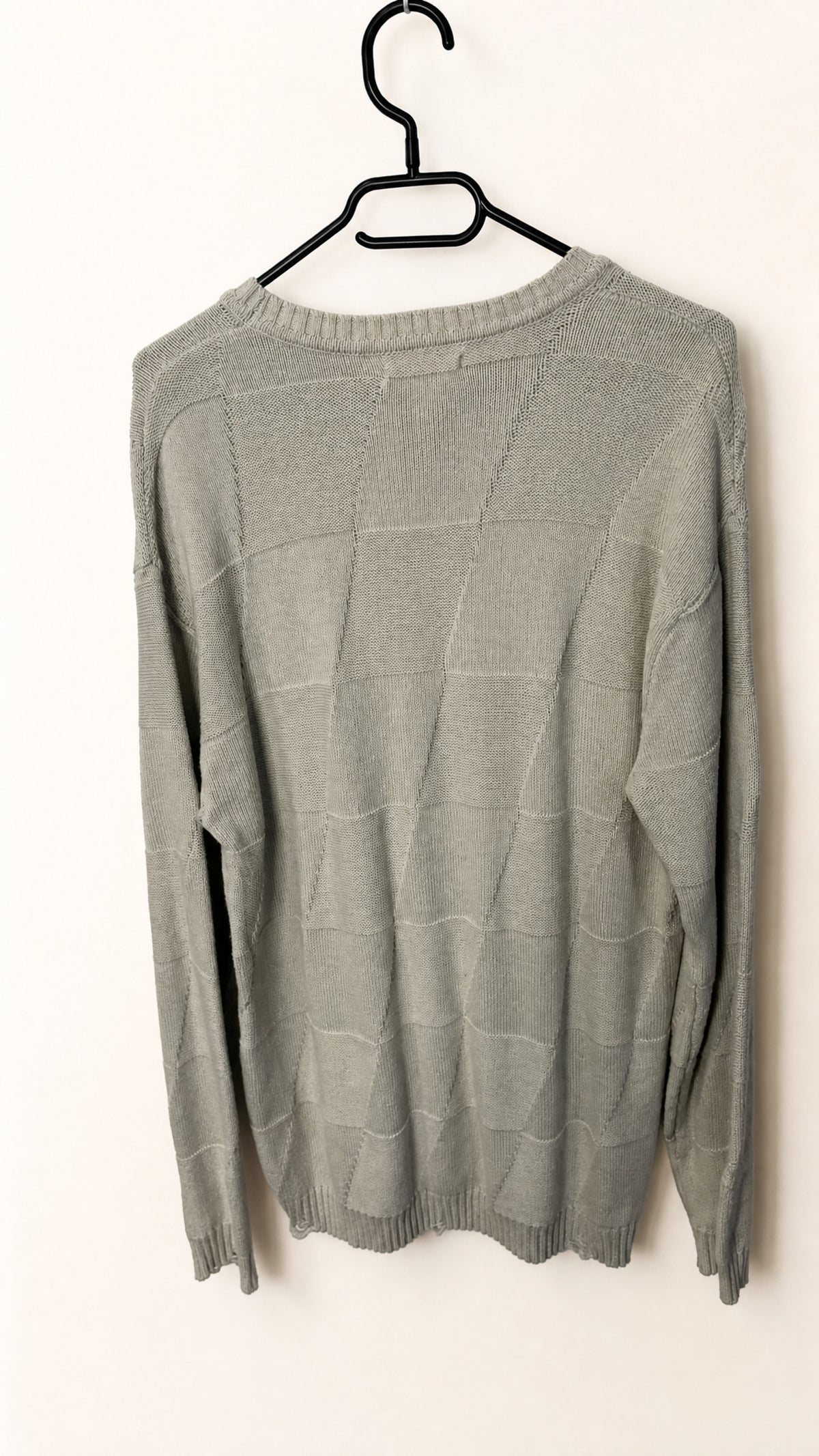 Reserved Sweater – vintage clothing at AMYPARFUME Belgrade