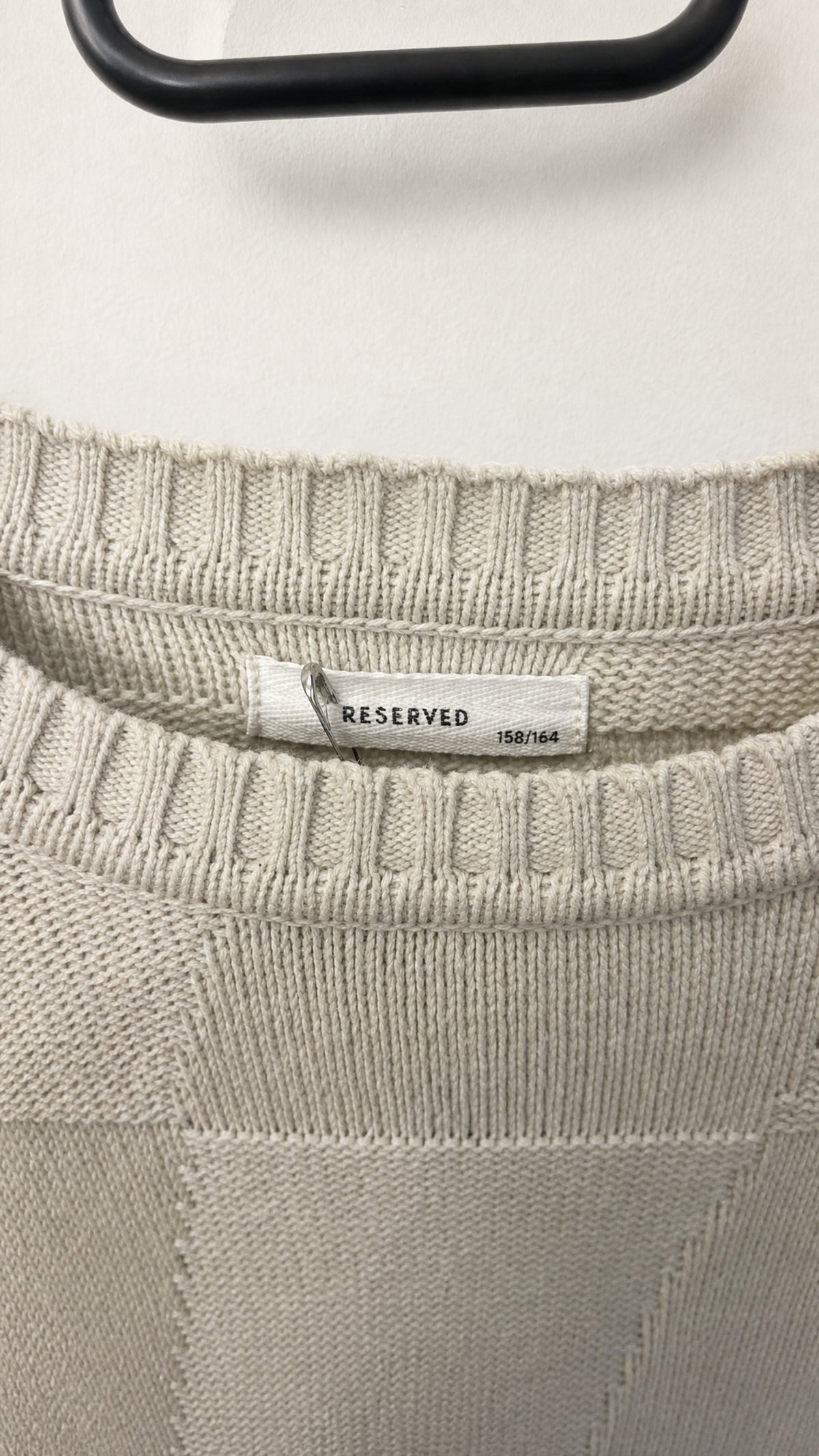 Reserved Sweater – vintage clothing at AMYPARFUME Belgrade