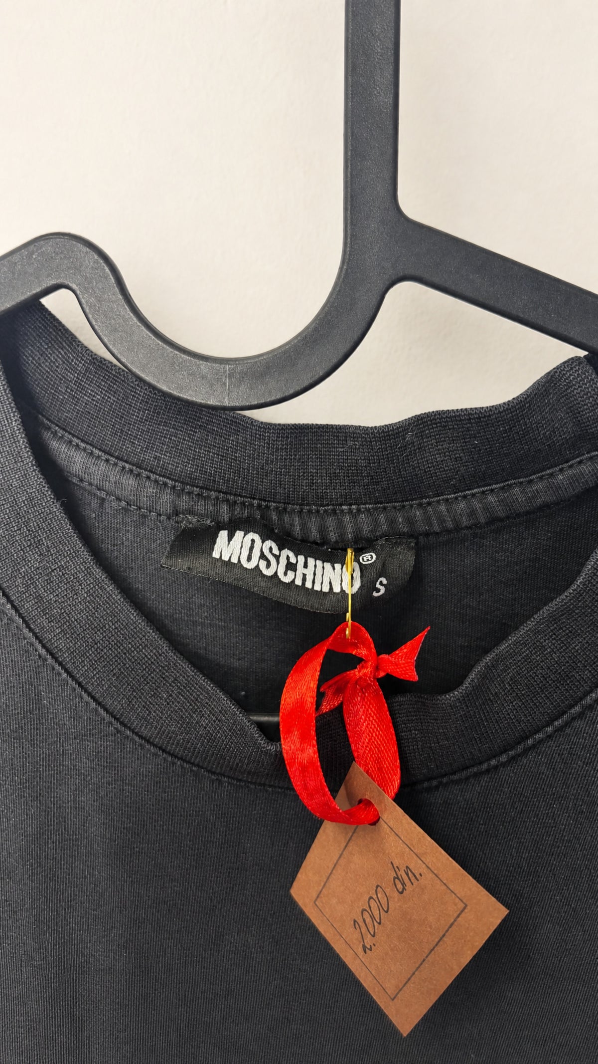 Moschino T-shirt – vintage clothing at AMYPARFUME Belgrade